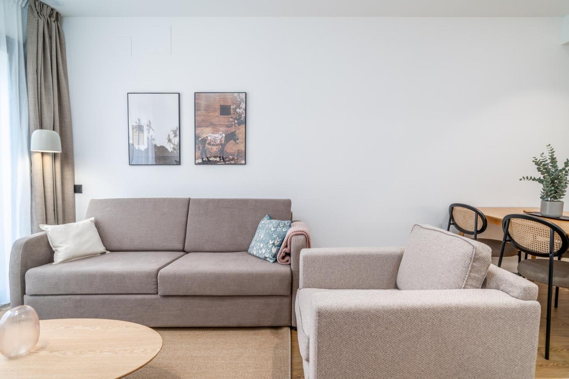 Limehome Barcelona Placa Pirineus Оспиталет де Лобрегат Екстериор снимка