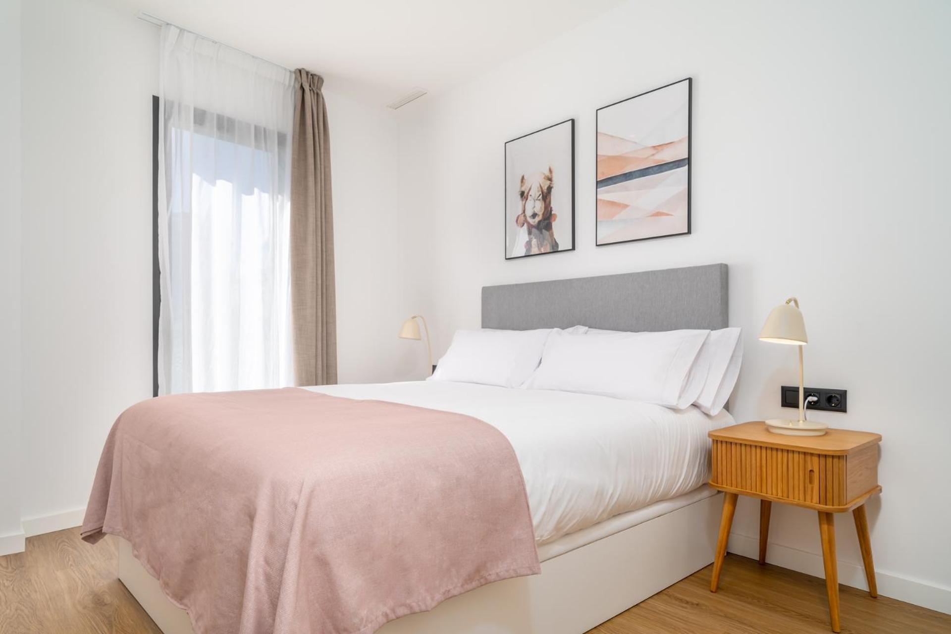Limehome Barcelona Placa Pirineus Оспиталет де Лобрегат Екстериор снимка