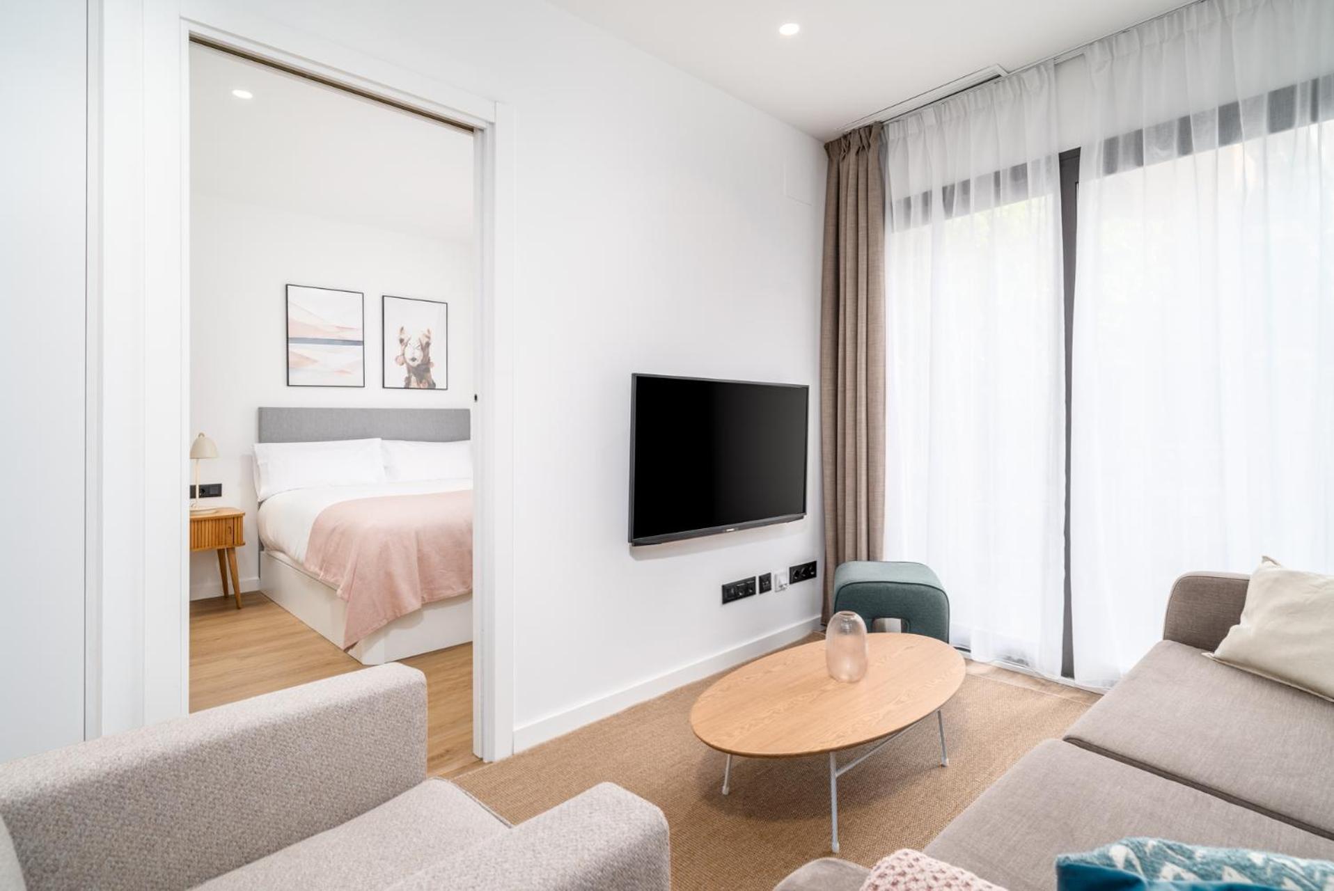 Limehome Barcelona Placa Pirineus Оспиталет де Лобрегат Екстериор снимка