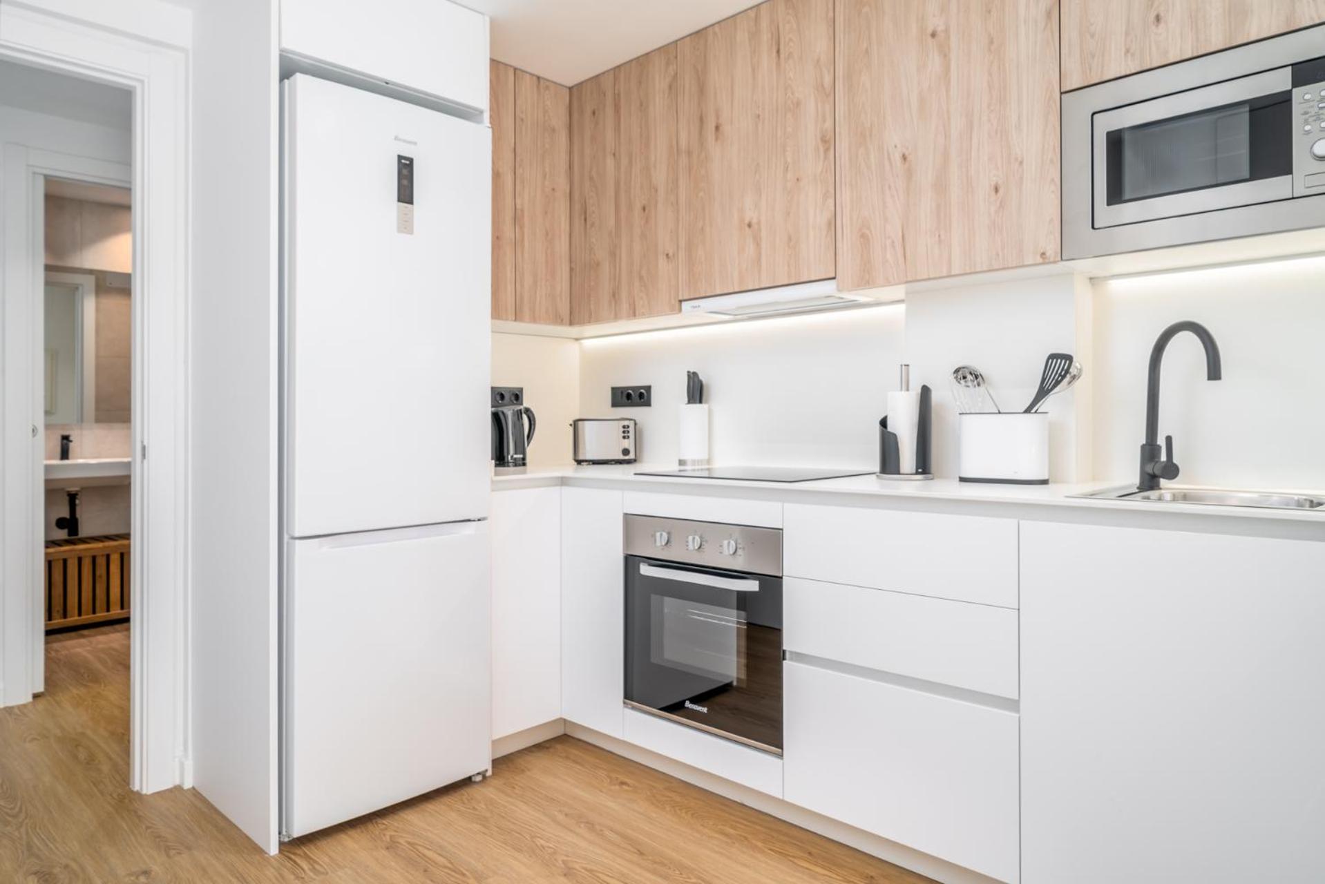 Limehome Barcelona Placa Pirineus Оспиталет де Лобрегат Екстериор снимка